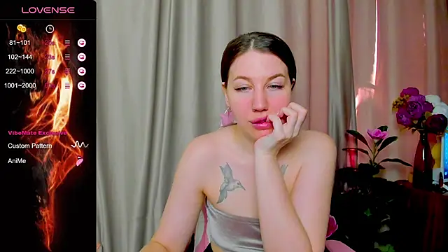 Arya Curves online show from July 1, 2:22 am