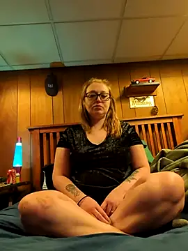 alecstacy online show from May 24, 1:37 am