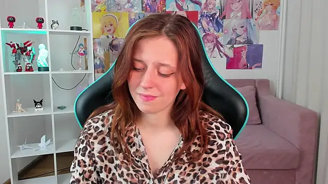 FreyaVeys online show from June 21, 9:35 am