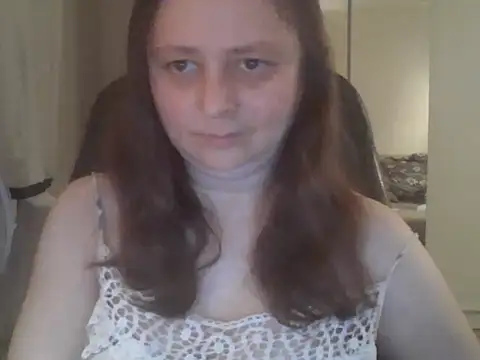 TaylorLovely online show from July 2, 8:15 pm