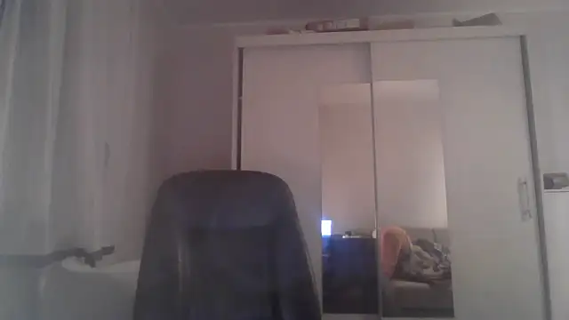 TaylorLovely online show from June 21, 8:35 pm