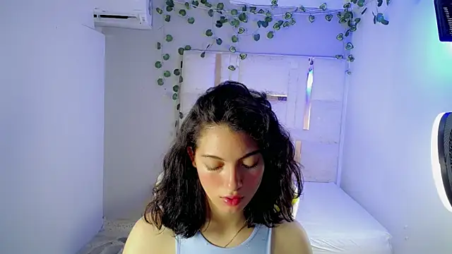 Dolce more online show from May 23, 2:04 pm