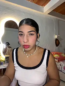 Miily 0 online show from June 8, 4:13 am