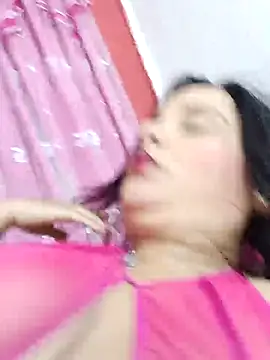bella-1992 online show from May 28, 6:33 am