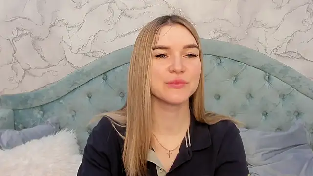 RoxyReignn online show from May 26, 11:37 pm