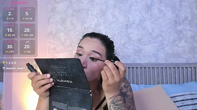 DaniRivers  online show from July 25, 8:27 pm