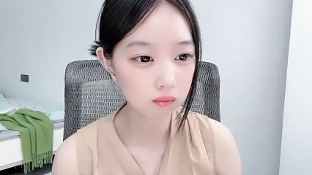 Yoyo33355 online show from July 11, 3:28 am