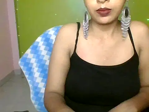 Miss Aaisha online show from June 25, 4:56 am
