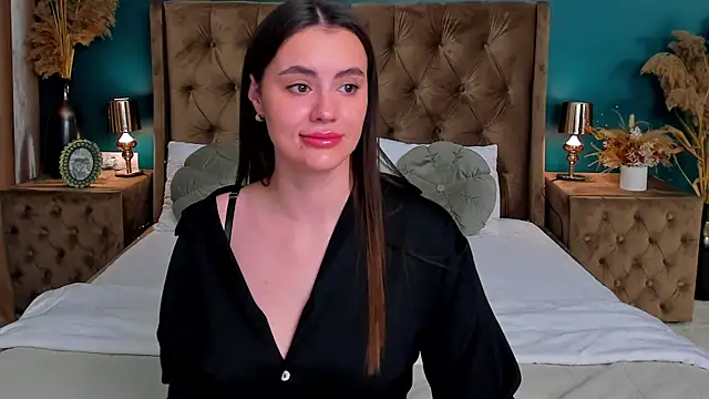 LunaKale online show from May 25, 7:13 pm