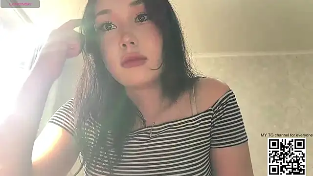 LilowNax online show from July 1, 2:05 pm