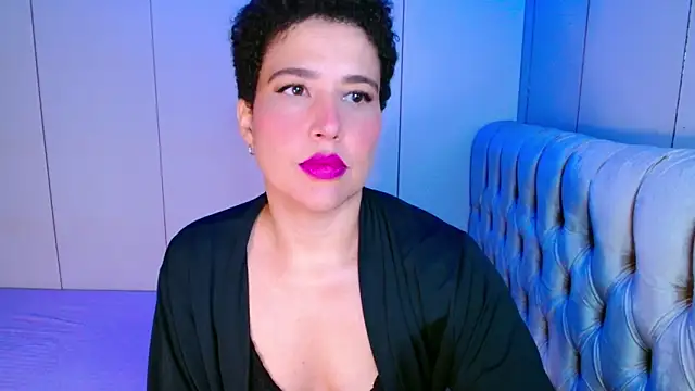 luasecret21 online show from May 27, 1:52 pm