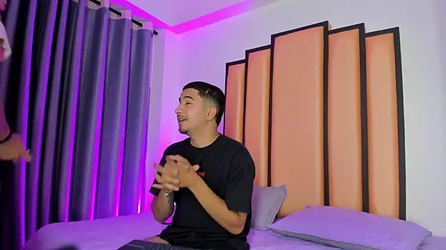 Mily Mark online show from June 15, 7:36 pm
