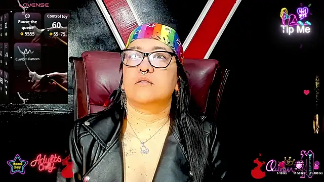 Xander Taylor   online show from July 1, 3:28 am