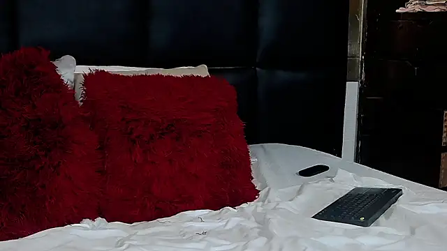 NikkyCranford online show from July 21, 11:05 pm