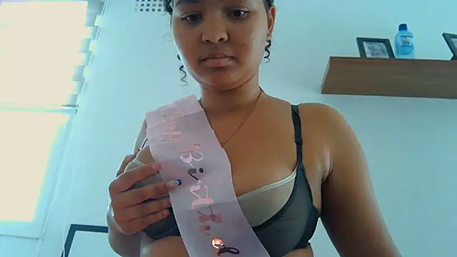 indianaphrodite1 online show from July 12, 7:53 am
