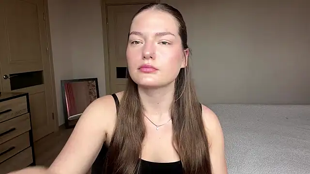 lizzzanatooo online show from July 10, 7:42 am