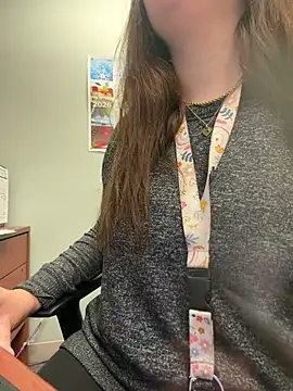 alyssabbygirll online show from June 16, 12:39 pm