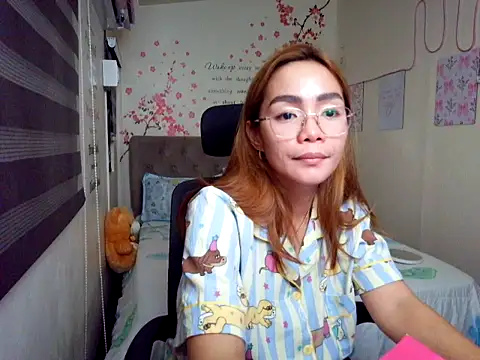 Libruh online show from May 27, 1:30 pm