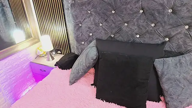 AlexandraNoxx online show from June 25, 11:45 am