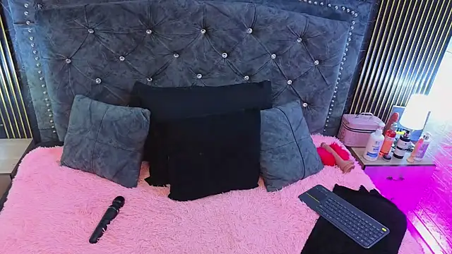 AlexandraNoxx online show from July 3, 11:49 am