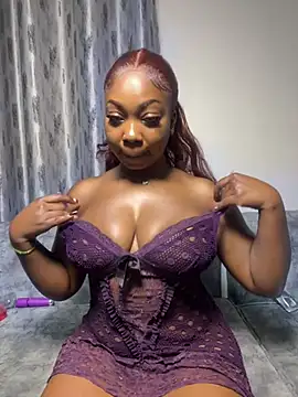 Hot Candyy  online show from June 17, 3:08 am