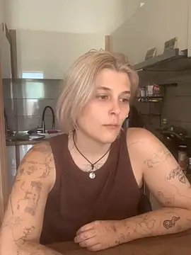 Ella Bloom online show from June 14, 9:20 am
