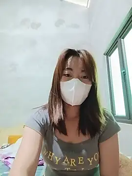 -Trinina- online show from June 11, 5:37 am