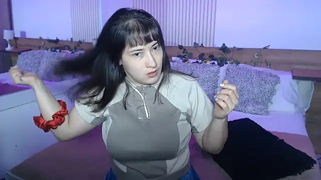 ValentinaGreyy online show from July 14, 10:36 pm