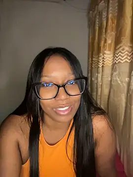 chell iivy online show from July 28, 5:05 am