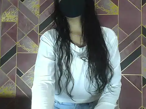 Hot-Roshni online show from June 30, 10:20 pm