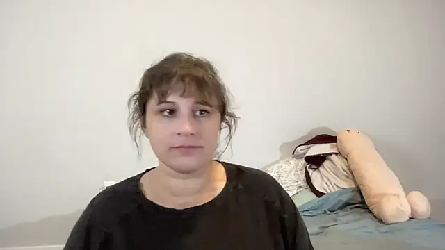 maddiliz online show from November 14, 3:28 am