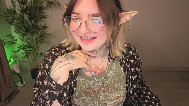 Eva Witcher online show from June 9, 10:03 am