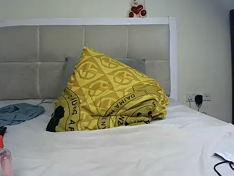 spicydele online show from June 26, 8:54 pm