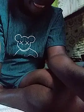 Lave002 online show from June 6, 3:18 pm