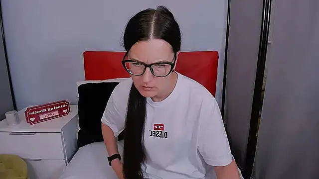 NadiaXlove online show from July 1, 7:46 pm