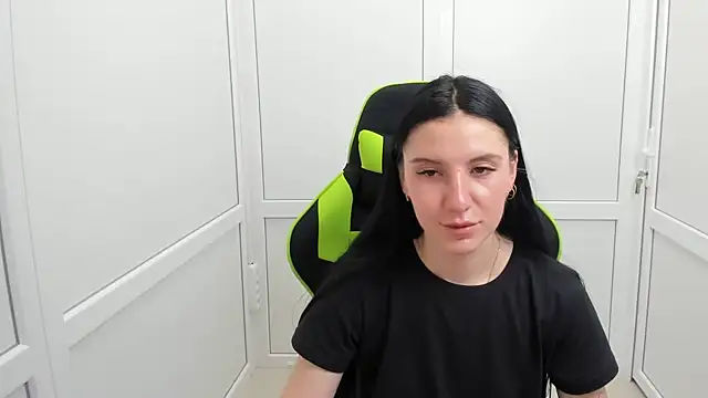 PatteMeoww online show from June 12, 1:08 pm