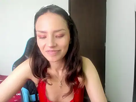 Megan blue   online show from July 8, 7:05 pm