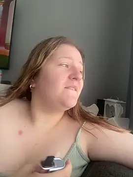Curvy Vanilla online show from June 9, 9:20 am