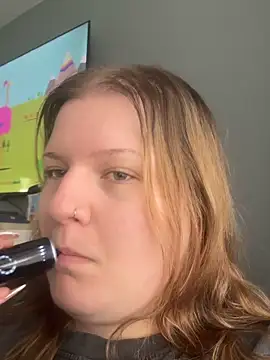 Curvy Vanilla online show from June 8, 8:59 am