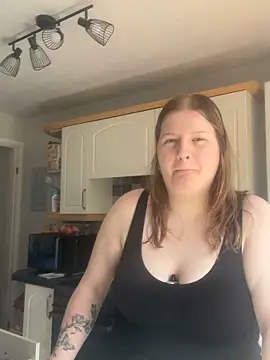 Curvy Vanilla online show from June 12, 1:19 pm