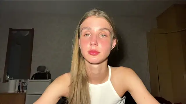 PullyLoves online show from June 11, 12:32 am