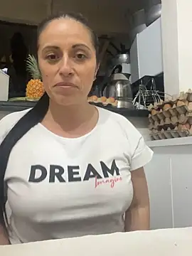 CatalinaSantana83 online show from June 9, 5:18 am