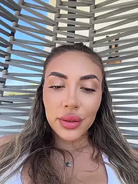BabesGoWild online show from May 5, 10:29 am