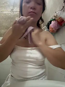 -Naty- online show from June 11, 3:25 am