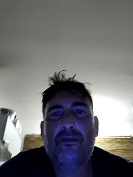 Vivi83974 online show from July 29, 3:56 pm