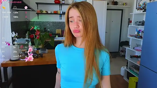 AliviaWithLove online show from July 17, 9:13 am