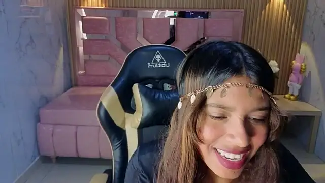 lisa s1 online show from June 9, 9:36 pm