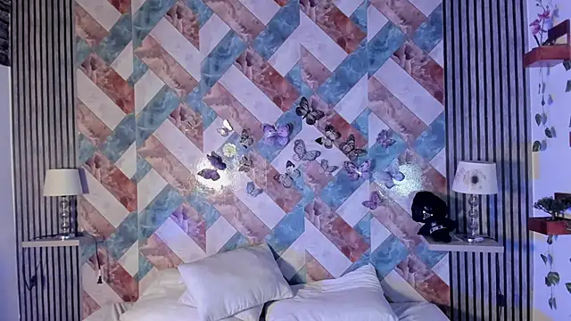 addison avery online show from July 23, 3:36 am