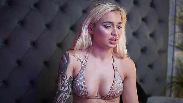 BiankaViper online show from June 17, 2:46 am