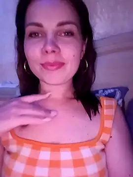 Janie Days online show from June 17, 7:37 pm